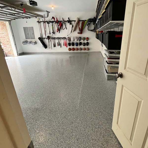 Example garage floor coated by Sunflower Floor Coatings